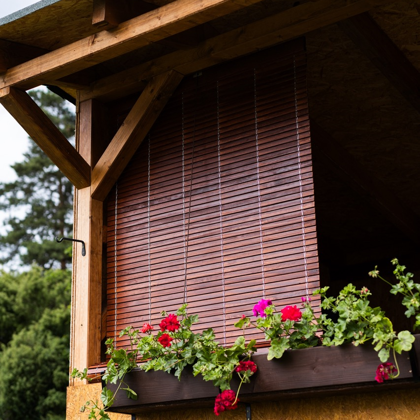 Avvolgibile in legno per pergola - Ciliegio