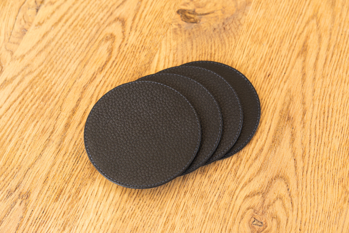 Set élégant de sous-verres en cuir – 5+1